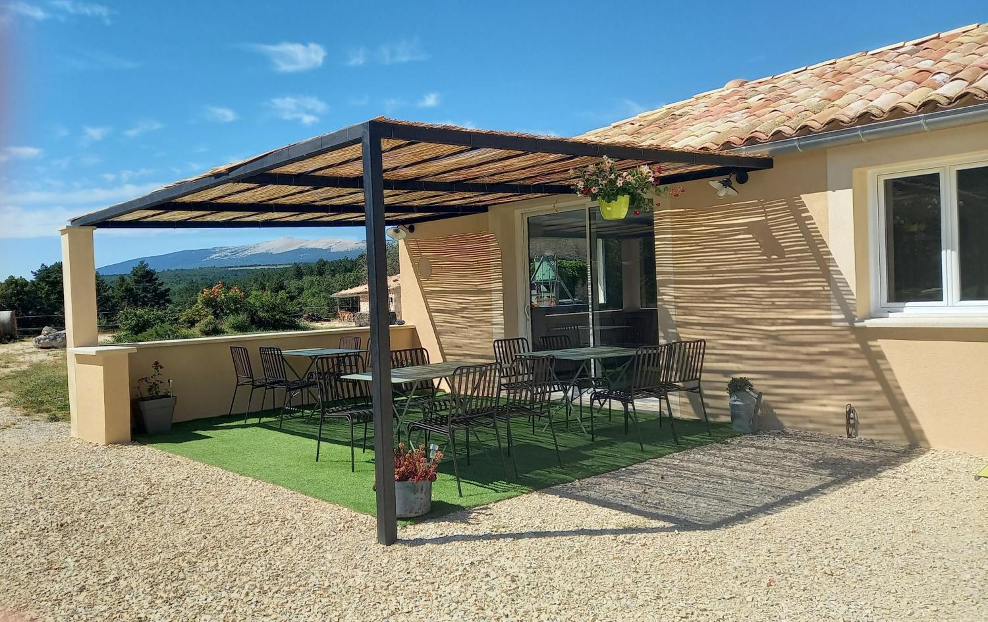 A Ventoux Yourte Guest house