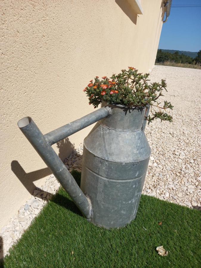 A Ventoux Yourte Gasthof Monieux